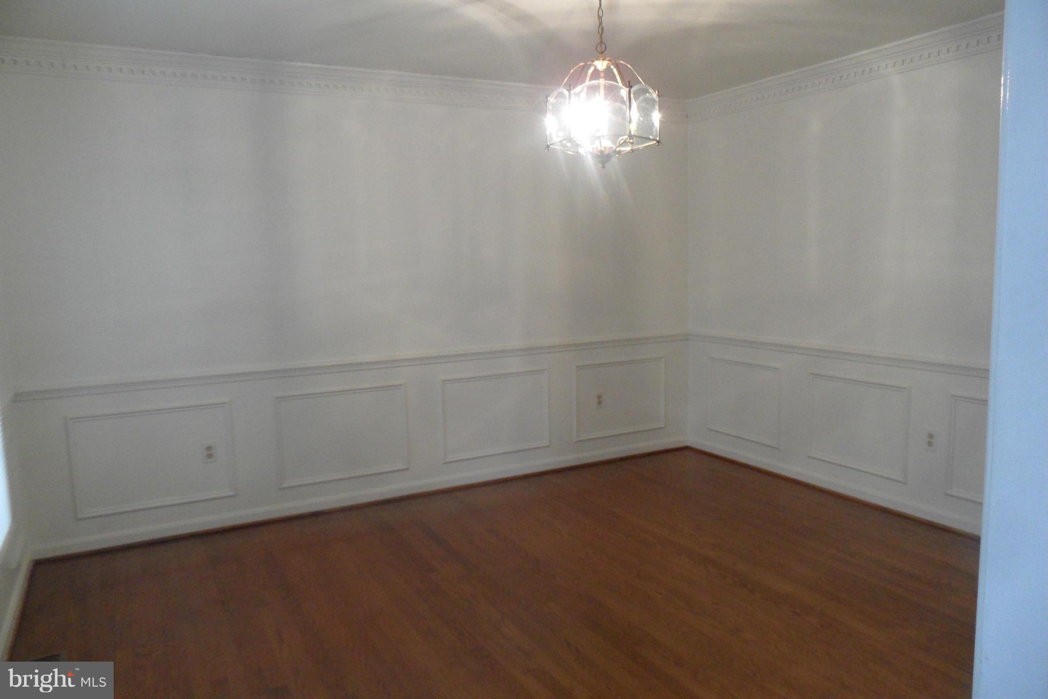 8233 Honeysuckle Road Manassas, VA 20112 - Photo 5 of 17 Dining Room