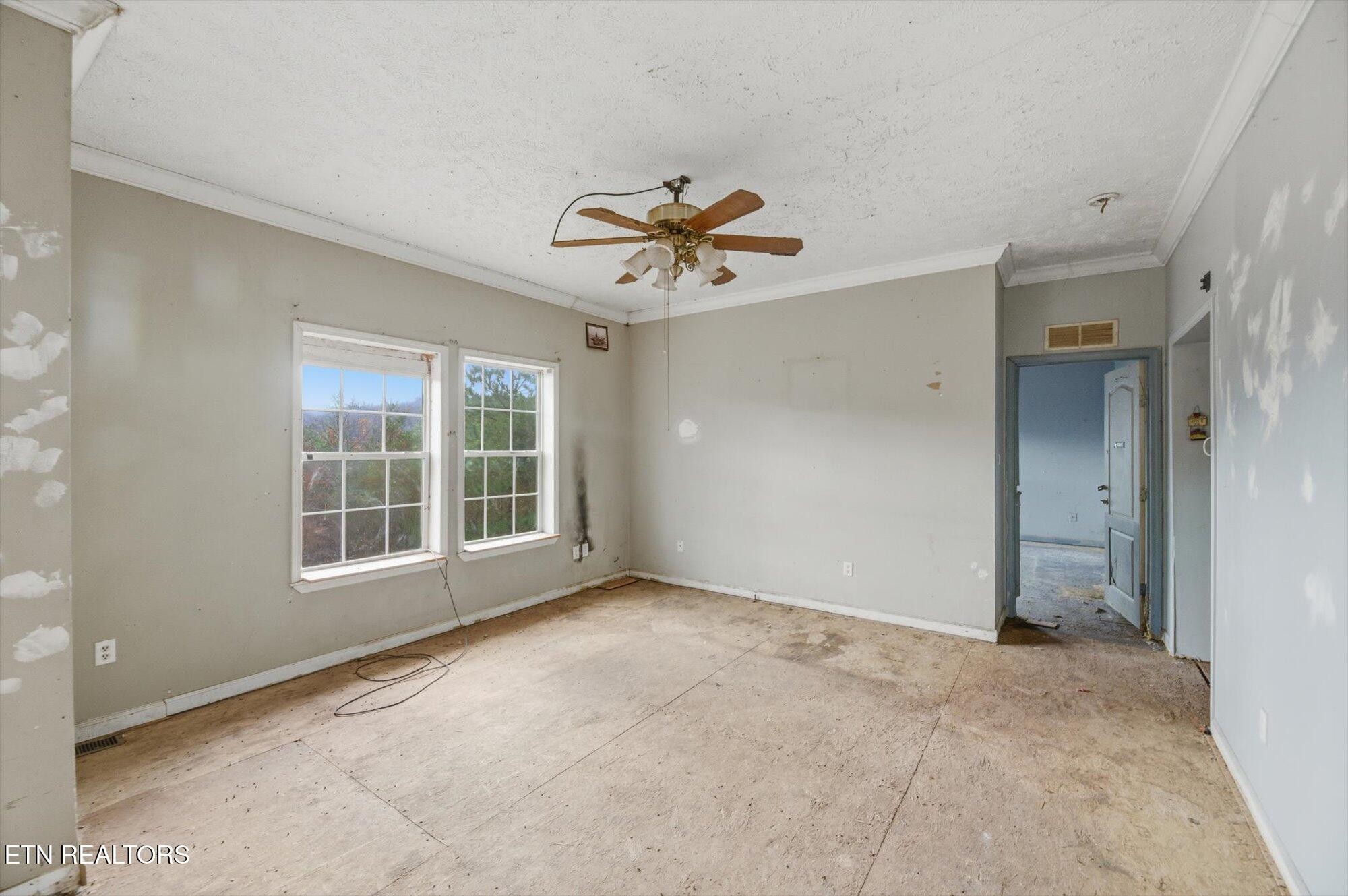 550 Happy Hollow Road Madisonville, TN 37354 - Photo 7 of 19