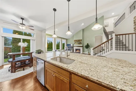 $1,599,950 | 8828 129th Avenue Southeast, Newcastle, WA 98056