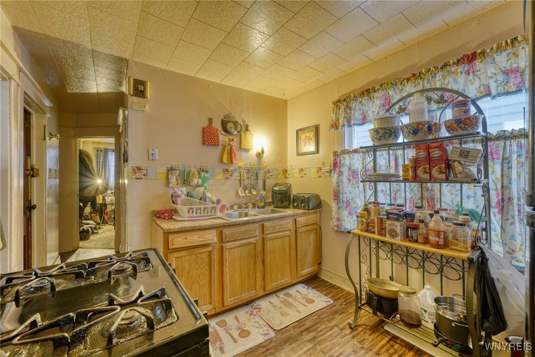 82 Montclair Avenue Buffalo, NY 14215 - Photo 12 of 24 upper kitchen