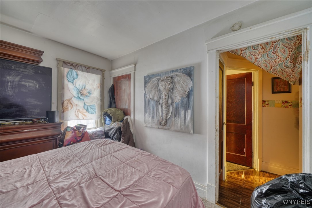 82 Montclair Avenue Buffalo, NY 14215 - Photo 6 of 24 lower bedroom