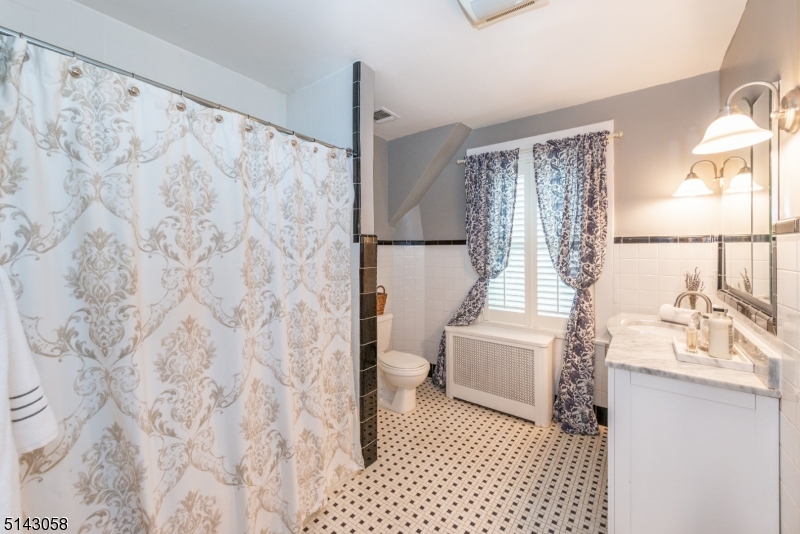 276 Bay Avenue Glen Ridge, NJ 07028 - Photo 29 of 43