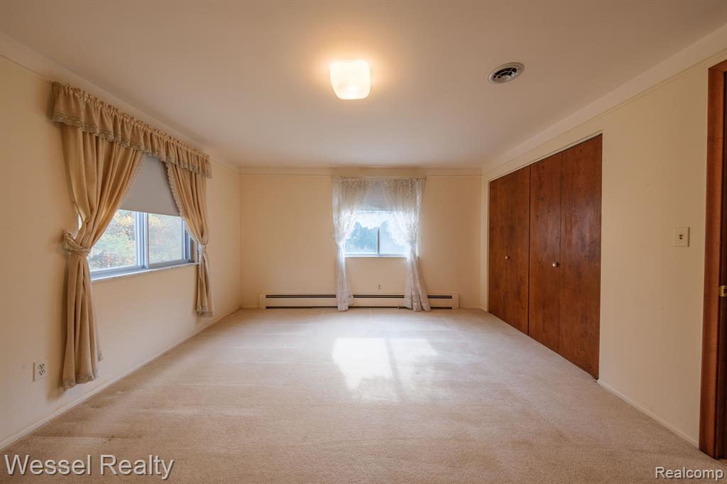 855 Townsend Road Leonard, MI 48367 - Photo 24 of 39