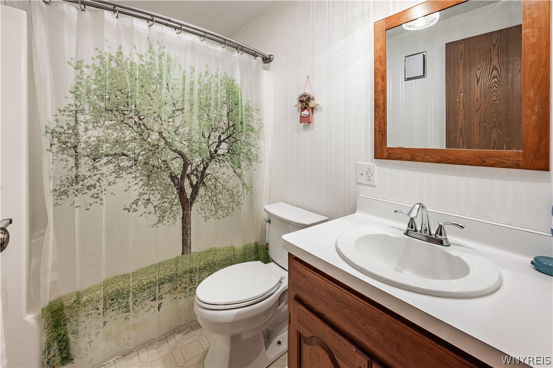 9257 Coleman Road Somerset, NY 14012 - Photo 17 of 24 Bath