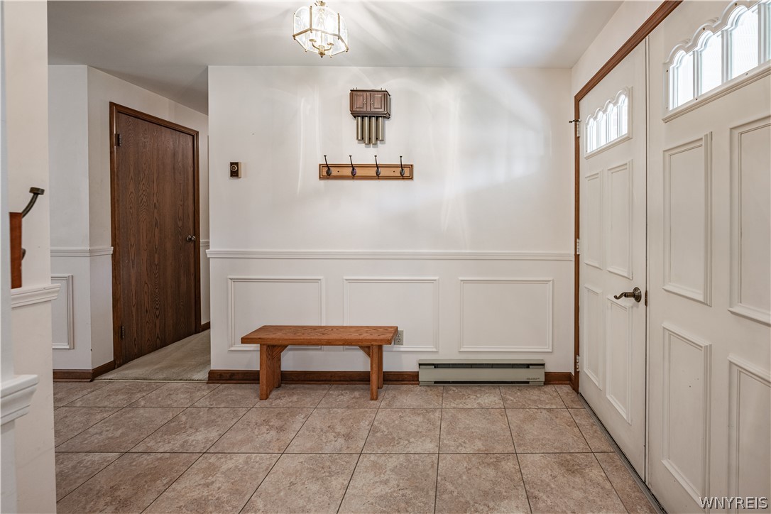 9257 Coleman Road Somerset, NY 14012 - Photo 5 of 24 Entry Foyer