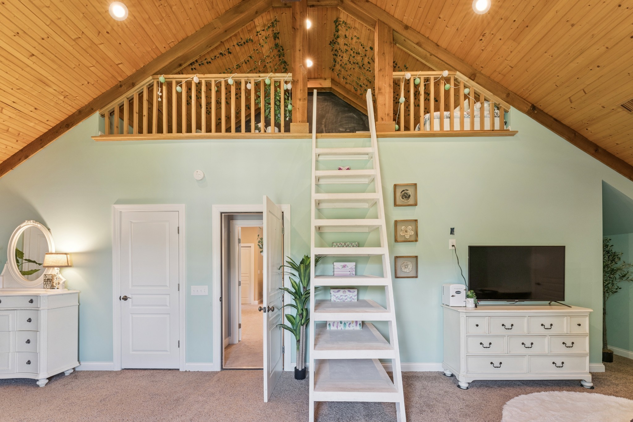 238 Ridgewater Way Mount Juliet, TN 37122 - Photo 31 of 67 a living room with furniture and a flat screen tv