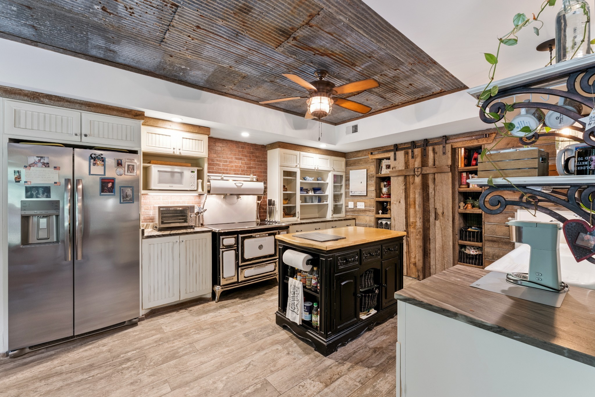 238 Ridgewater Way Mount Juliet, TN 37122 - Photo 41 of 67 a kitchen with stainless steel appliances granite countertop a sink a stove and a refrigerator