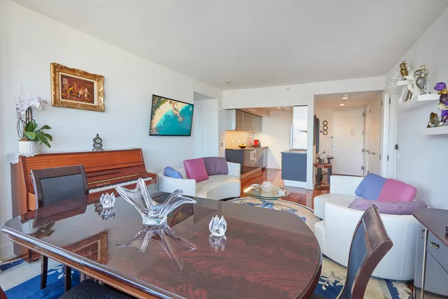 $1,699,900 | 350 West 42nd Street, Unit 48C | Hell's Kitchen