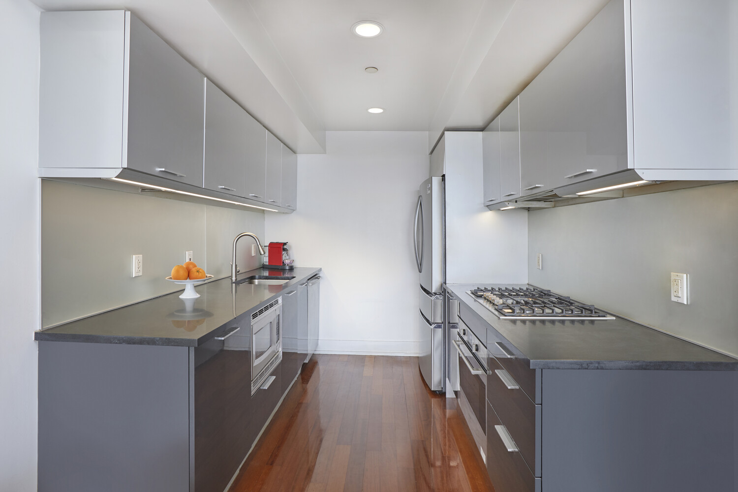 350 West 42nd Street, Unit 48C Manhattan, NY 10036 - Photo 18 of 27