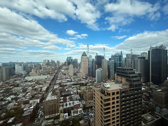 $1,699,900 | 350 West 42nd Street, Unit 48C | Hell's Kitchen