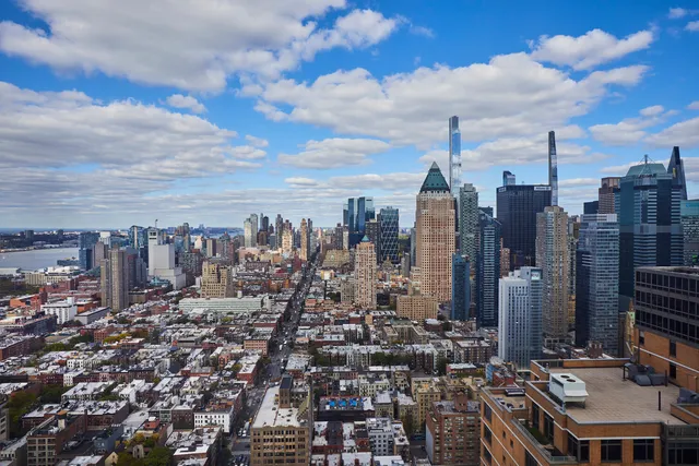 $1,699,900 | 350 West 42nd Street, Unit 48C | Hell's Kitchen