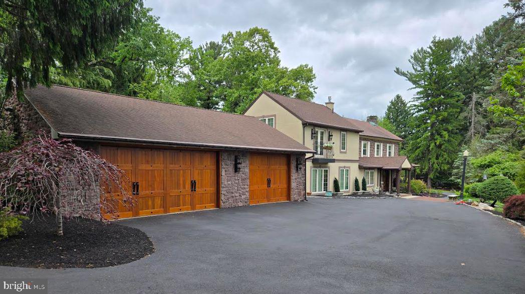 459 Mt Penn Road Reading, PA 19607 - Photo 1 of 11 Gallery Image 1