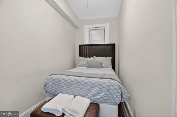 $5,000 | 1919 19th Street Northwest, Unit 302, Washington, DC 20009