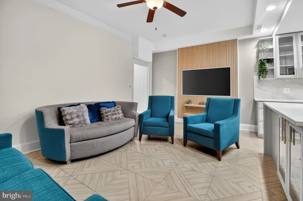 $5,000 | 1919 19th Street Northwest, Unit 302, Washington, DC 20009