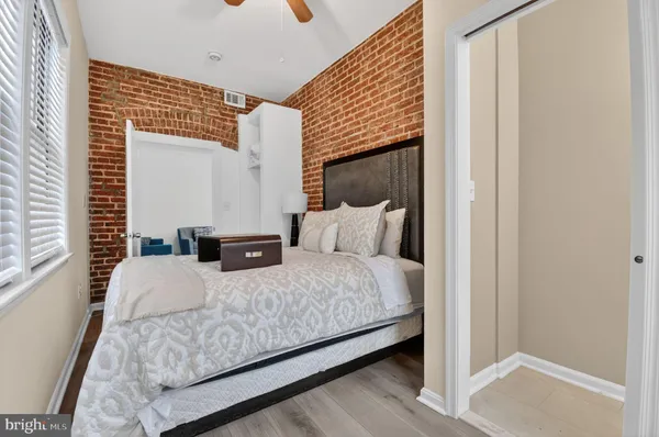 $5,000 | 1919 19th Street Northwest, Unit 302, Washington, DC 20009