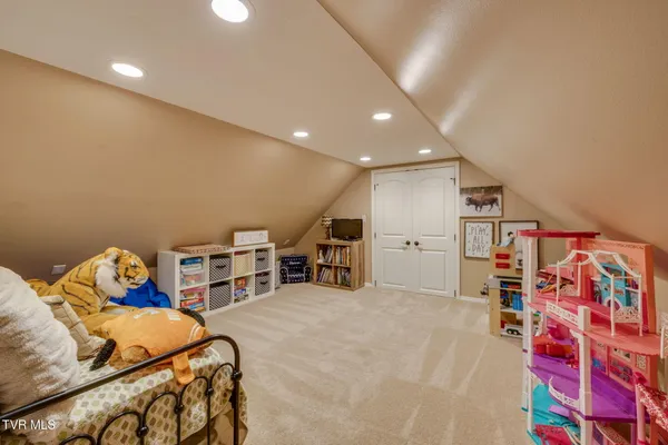 $729,900 | 2506 Beechwood Drive, Elizabethton, TN 37643