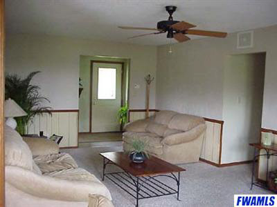 9236 Roberts Road Woodburn, IN 46797 - Photo 4 of 8