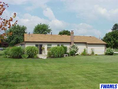 9236 Roberts Road Woodburn, IN 46797 - Photo 7 of 8