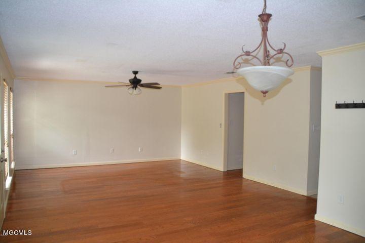 7065 Comanche Street Kiln, MS 39556 - Photo 4 of 15 comm4