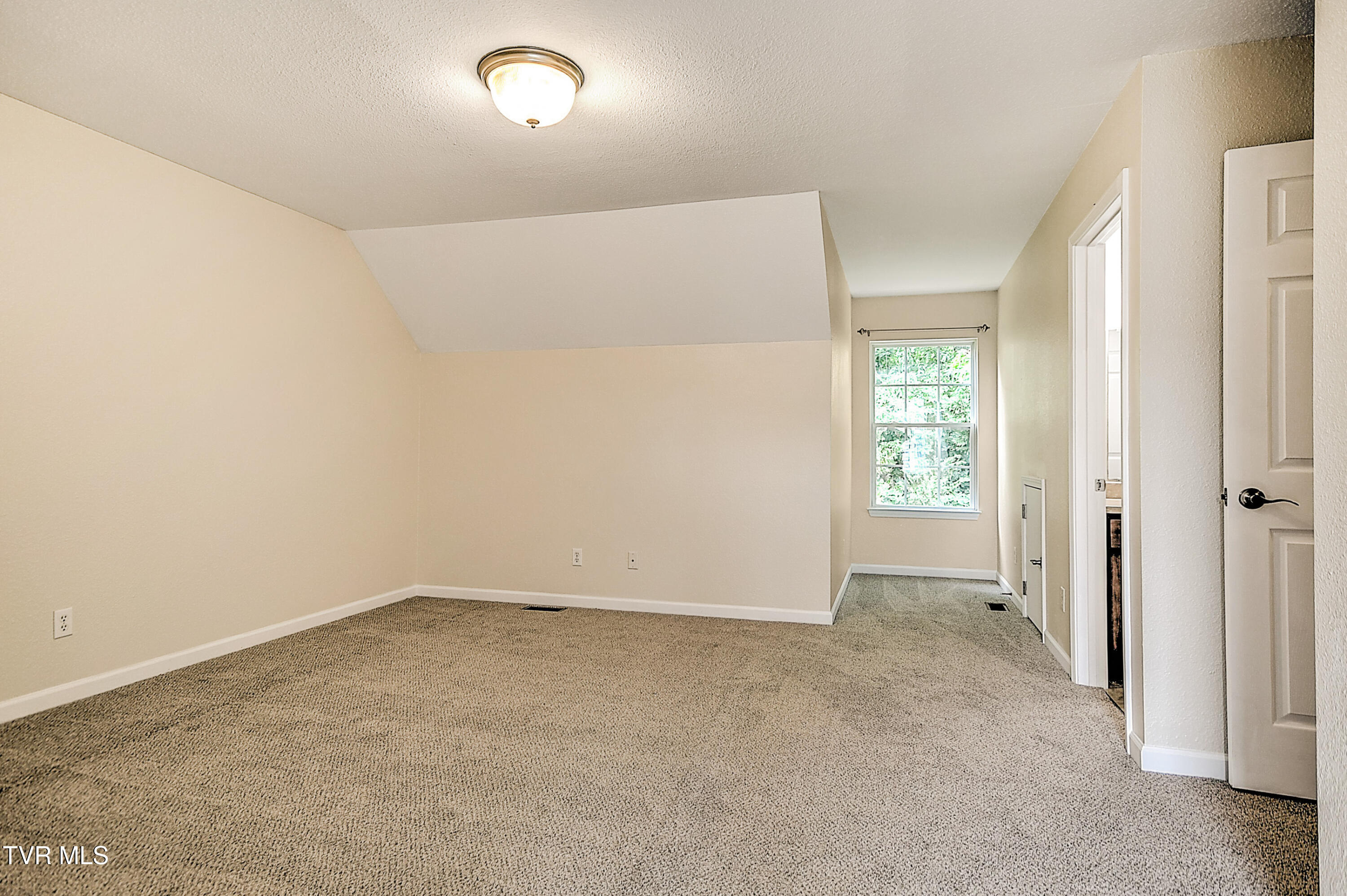 396 Jonesboro Road, Unit 3A Piney Flats, TN 37686 - Photo 21 of 27 396 Jonesboro TJ-24