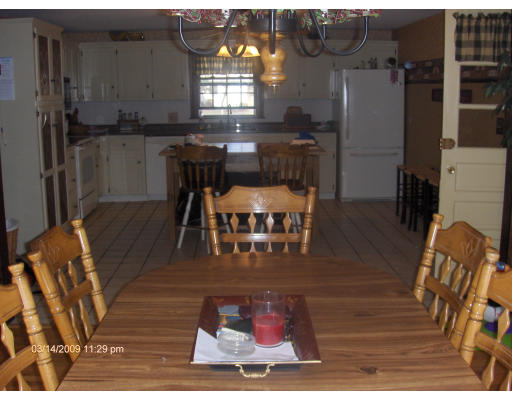 73 Bigelow Road Webster, MA 01570 - Photo 8 of 24 Gallery Image 8
