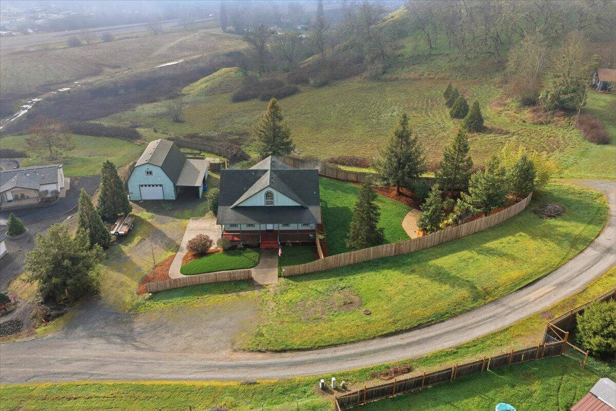 176 Nehalem Loop Roseburg, OR 97471 - Photo 39 of 42 39-DJI_20260206102559_0092_D