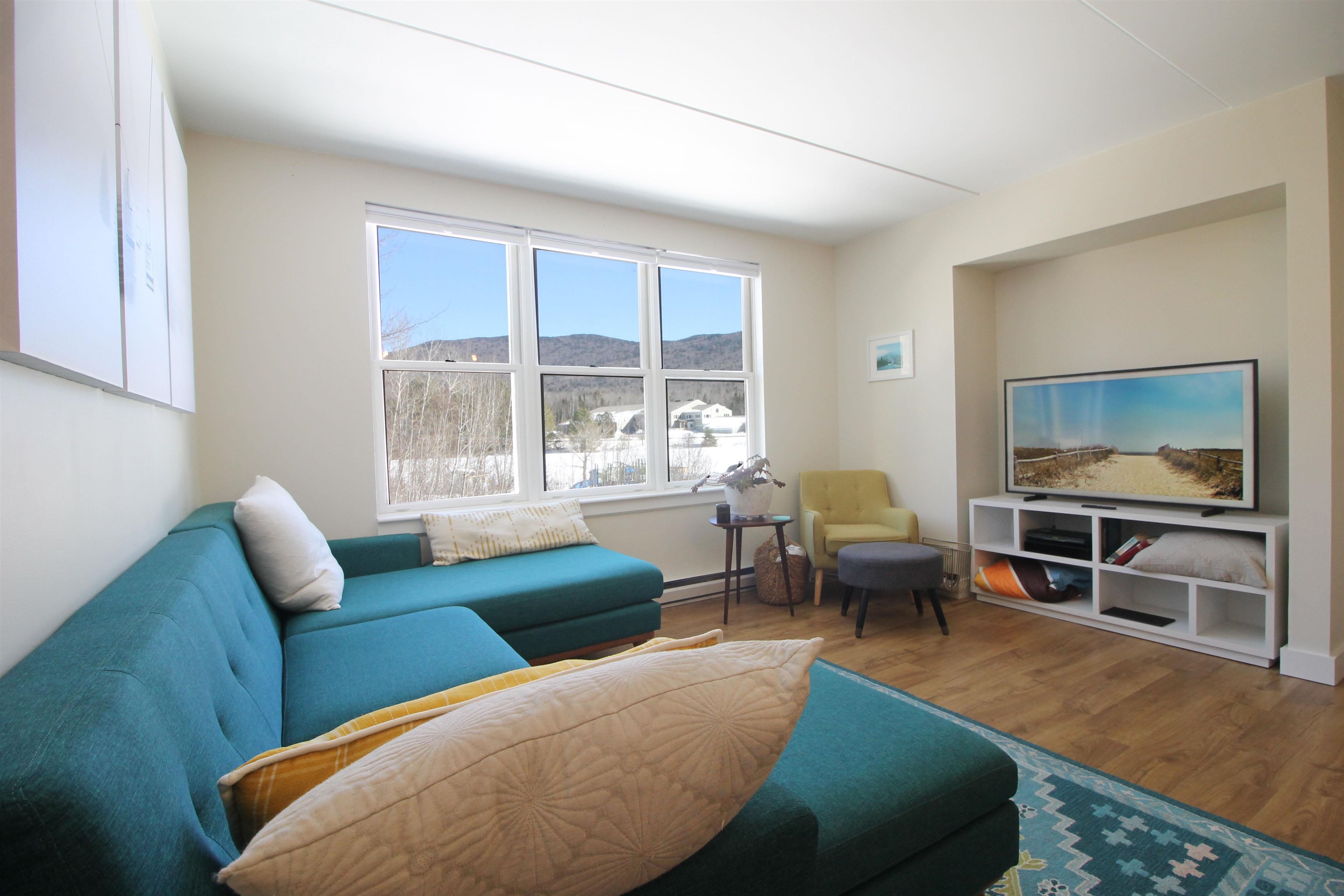 28 Packard's Road, Unit 302 Waterville Valley, NH 03215 - Photo 3 of 25