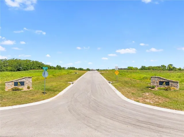 $210,000 | 13303 Winner's Circle, Smithville, MO 64089