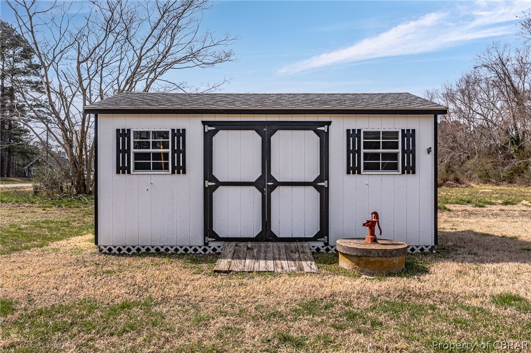 191 South Sioux Road Kilmarnock, VA 22482 - Photo 32 of 35 Gallery Image 32