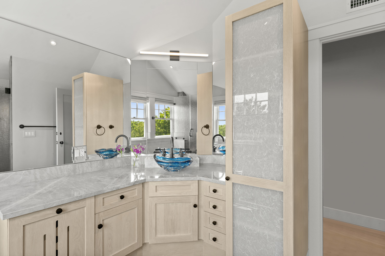 308 S Road Chilmark, MA 02535 - Photo 28 of 41 Bathroom #4