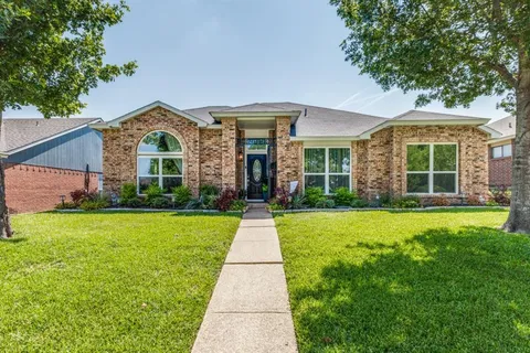 $325,000 | 2020 Meadowbrook Drive, Mesquite, TX 75149