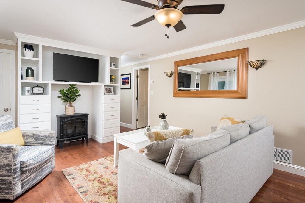 207 Levin Road Rockland, MA 02370 - Photo 5 of 32 Gallery Image 5