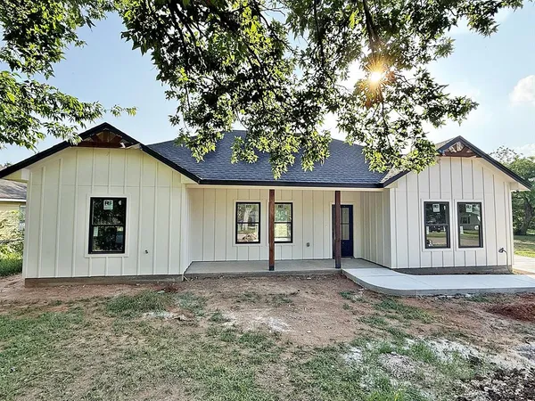 $297,900 | 3320 North 27th Street, Waco, TX 76708
