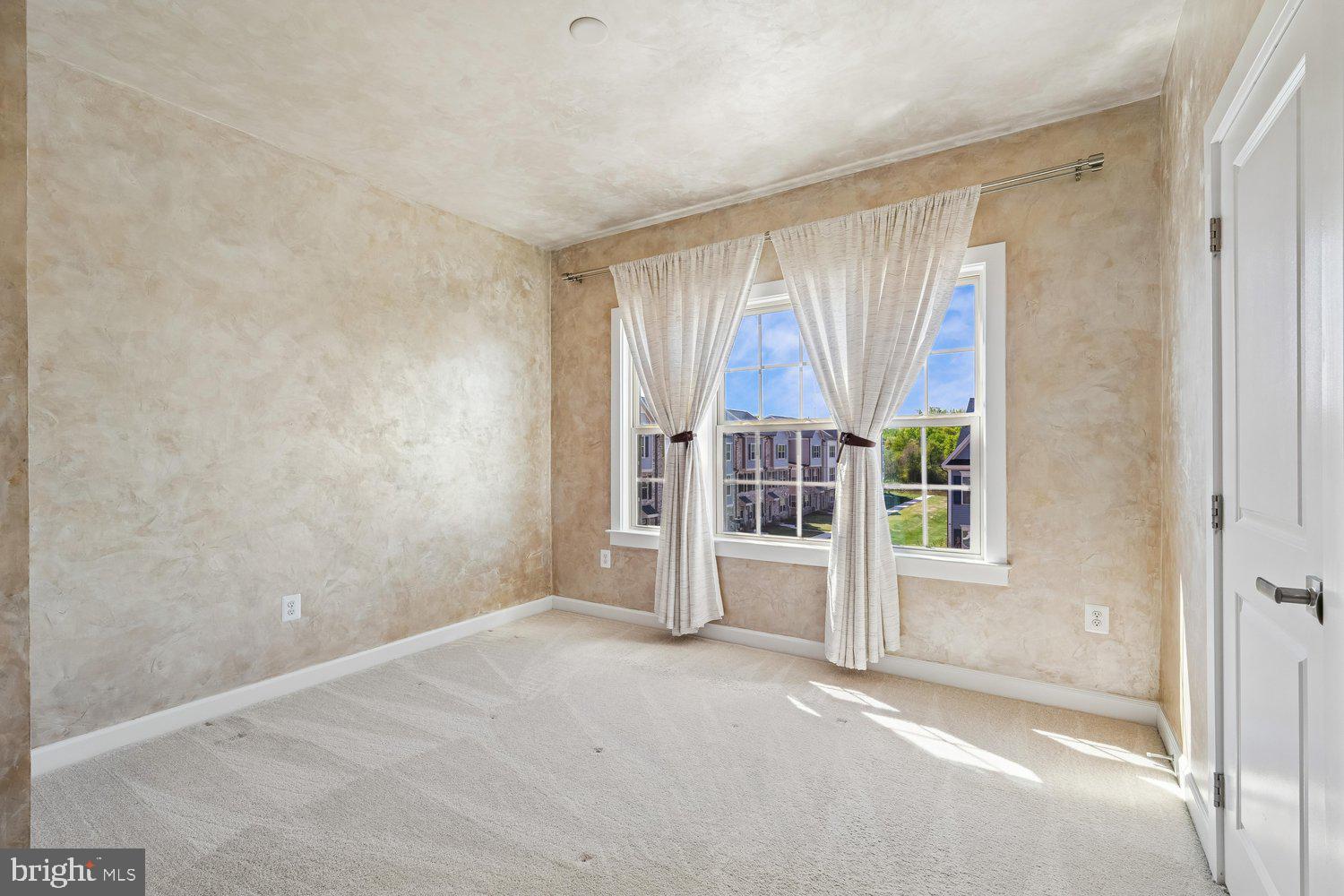 1202 Patuxent Greens Drive Laurel, MD 20708 - Photo 25 of 38 Bedroom 3