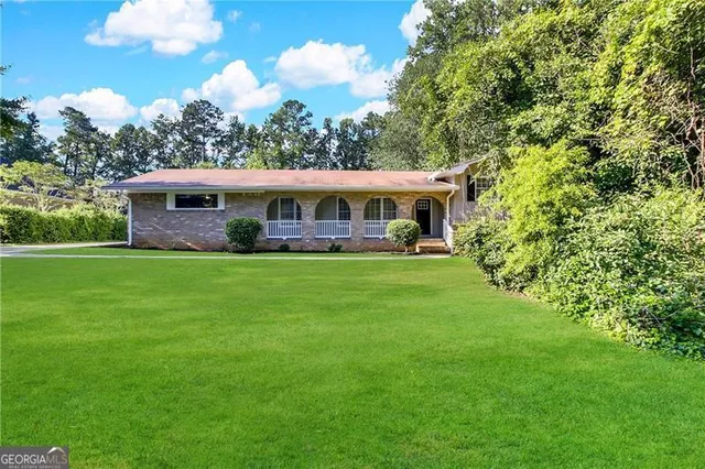 $336,000 | 3138 Beechwood Drive, Lithia Springs, GA 30122