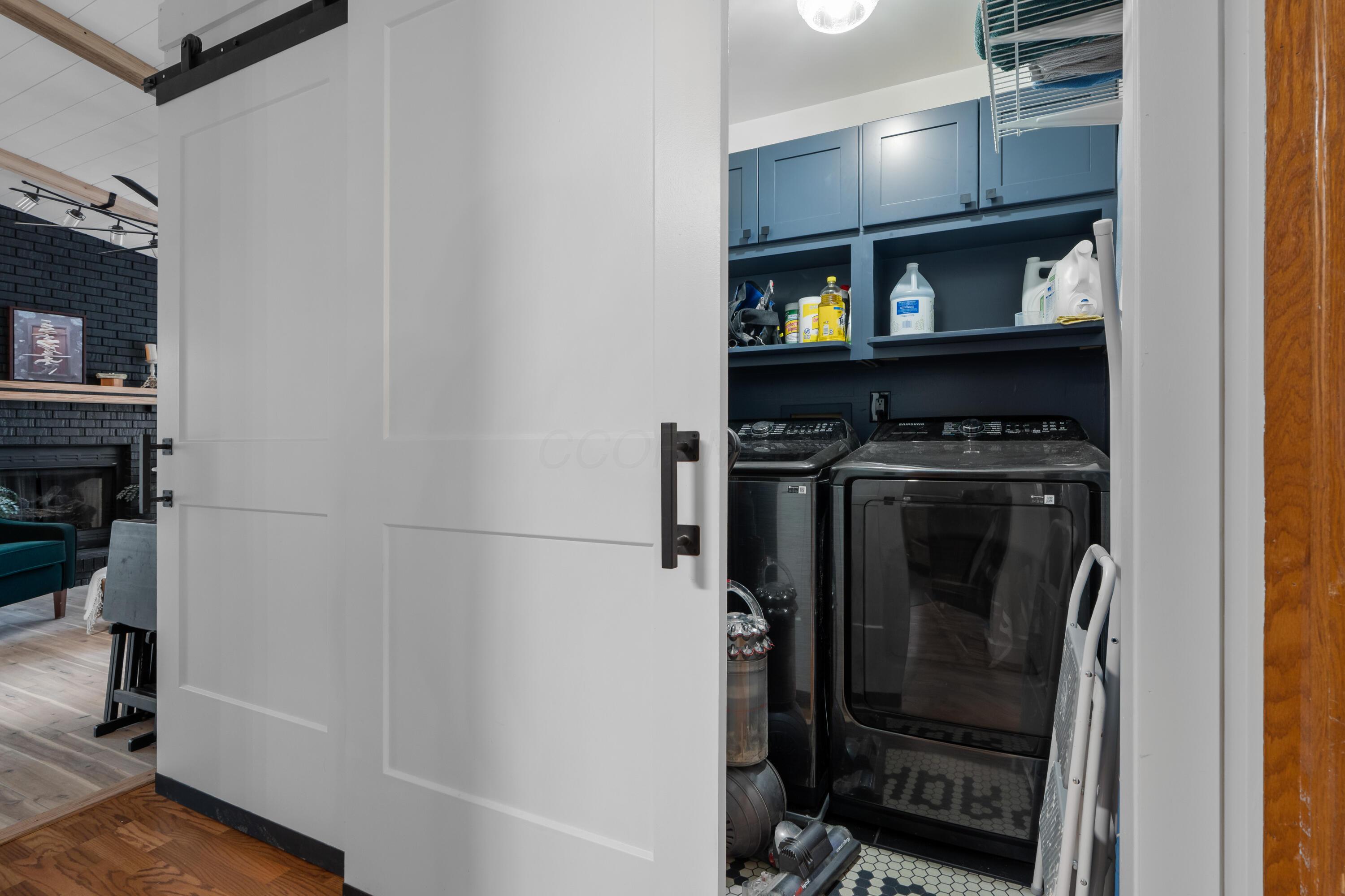 7173 Refugee Road Southwest Pataskala, OH 43062 - Photo 21 of 53 First floor laundry