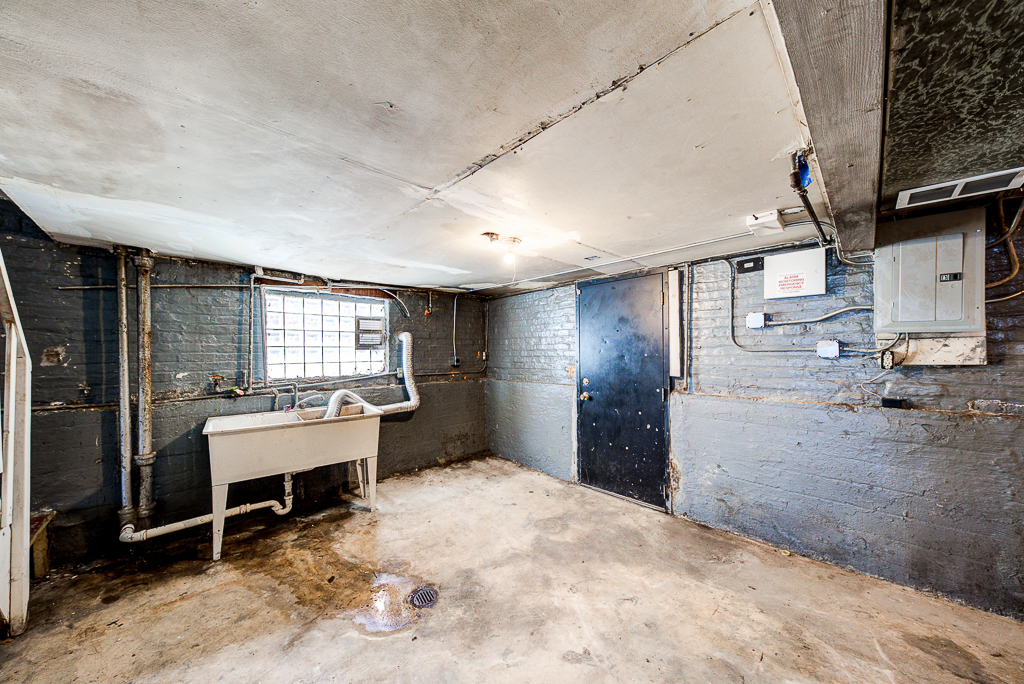 8024 South Perry Avenue Chicago, IL 60620 - Photo 28 of 37
