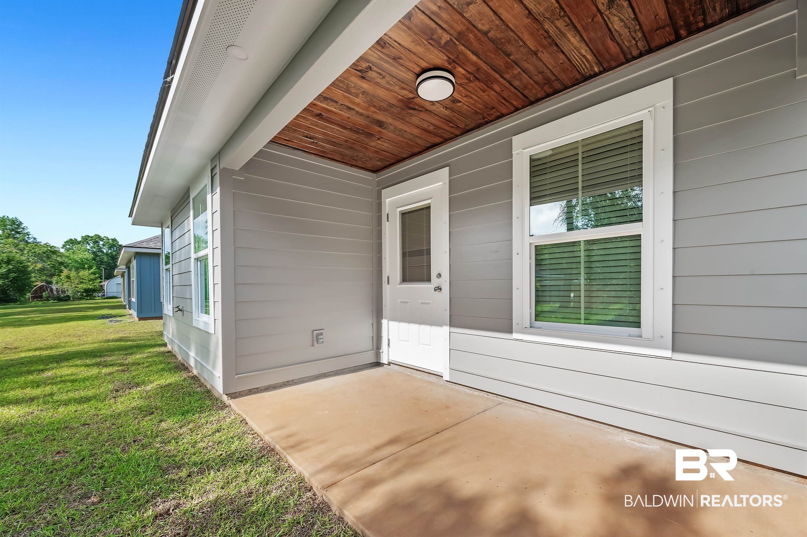 22045 8th Street Silverhill, AL 36576 - Photo 37 of 39 View of back porch.