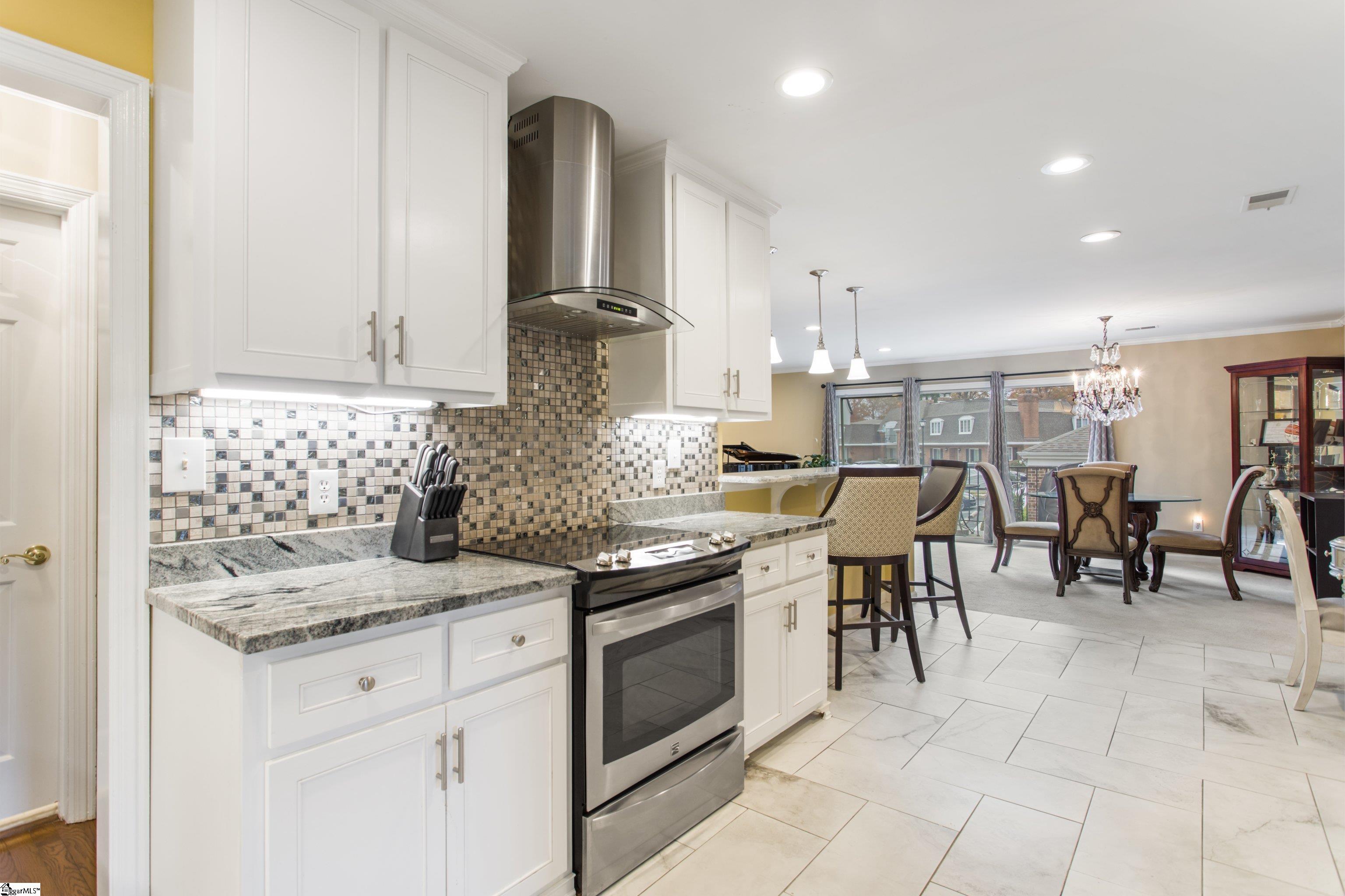 803 Edwards Road, Unit 11 Greenville, SC 29615 - Photo 10 of 16 Gallery Image 10