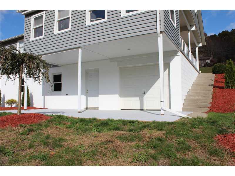 225 Gwynn Road Jefferson, PA 15344 - Photo 23 of 25 Exterior Back.