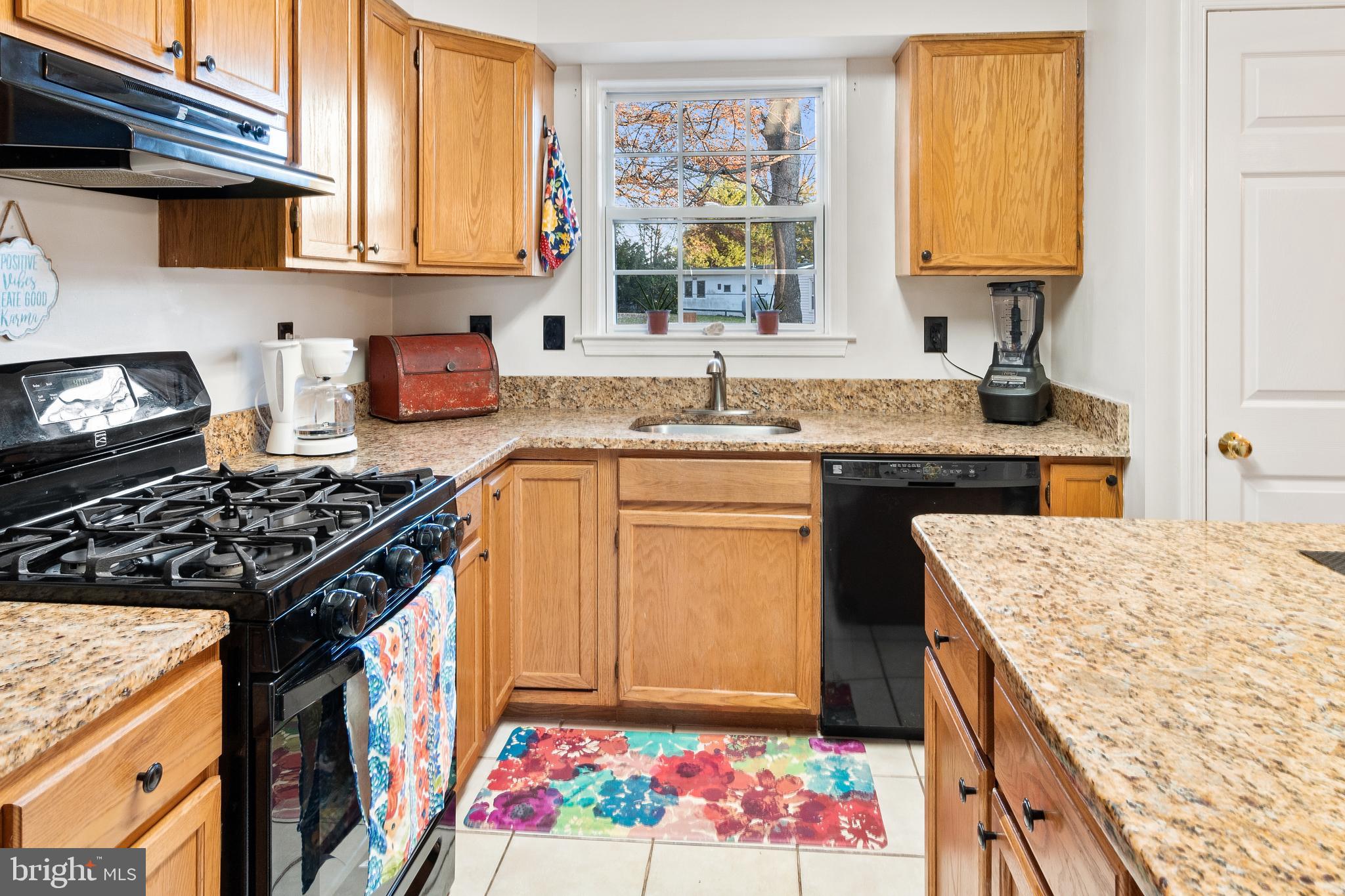 716 Ruddy Court Havre de Grace, MD 21078 - Photo 10 of 33 Model kitchen!
