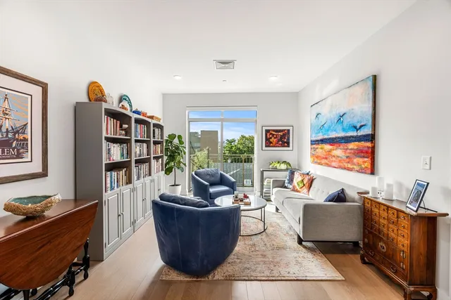 $3,800 | 65 Washington Street, Unit 502, Salem, MA 01970