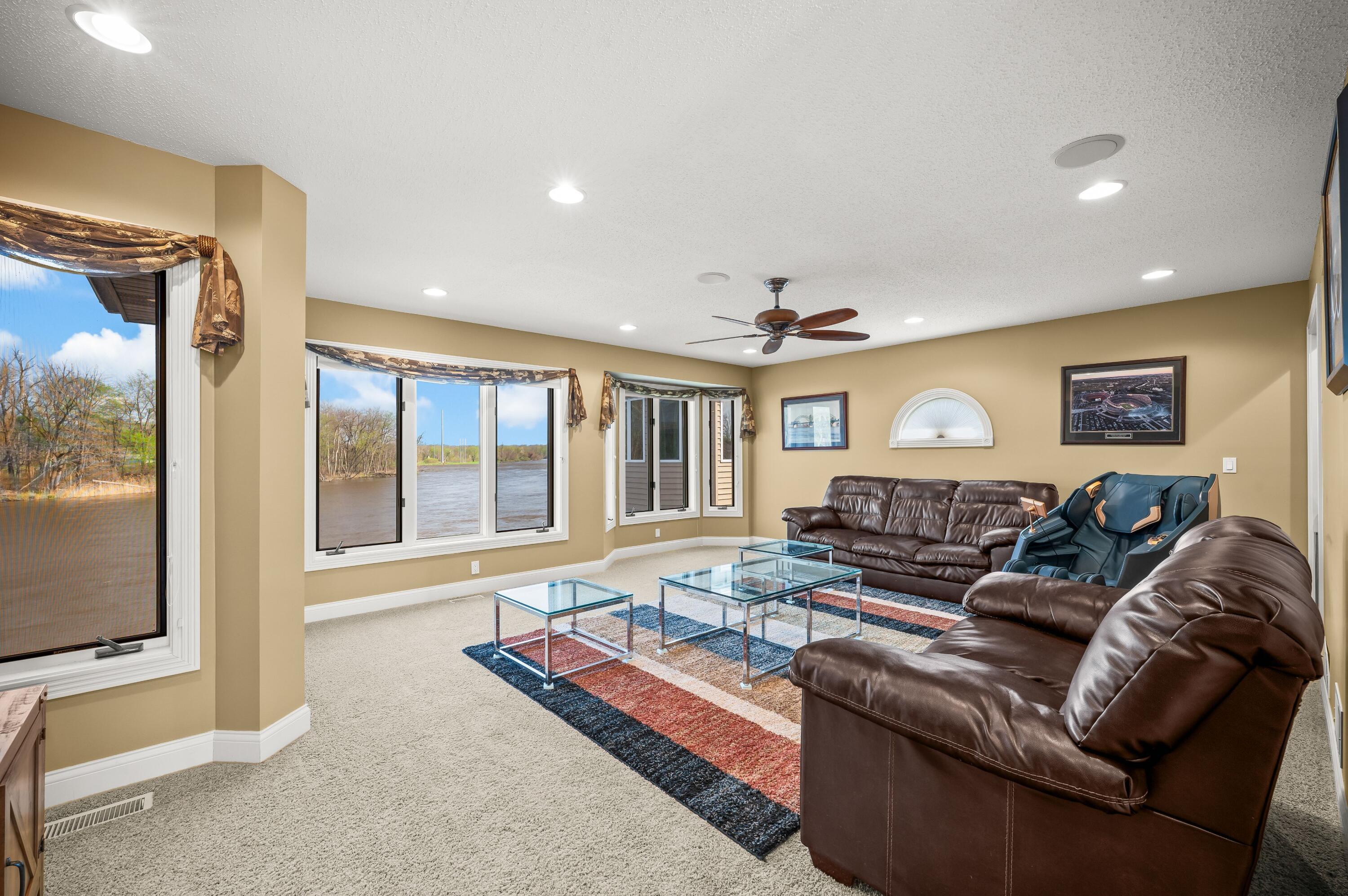 2349 Riverside Pointe Drive St. Joseph, MI 49085 - Photo 33 of 74 36DSC_7609