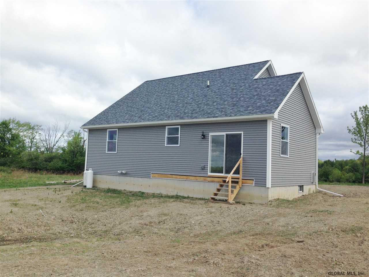 78 Lewis Road Pittstown, NY 12094 - Photo 3 of 14 Photo 3