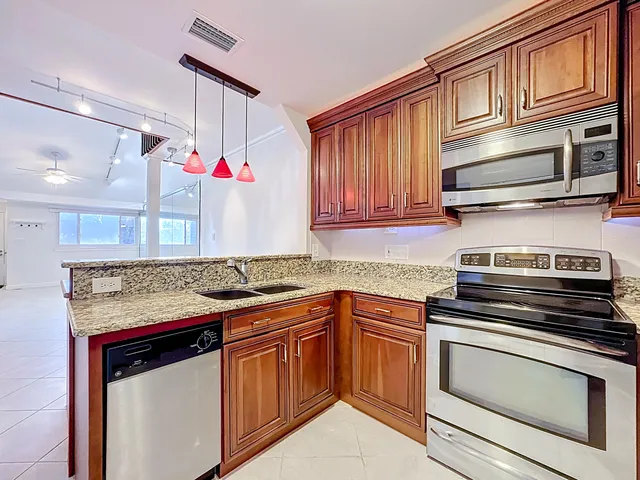 $350,000 | 1733 Winter Green Boulevard, Winter Park, FL 32792