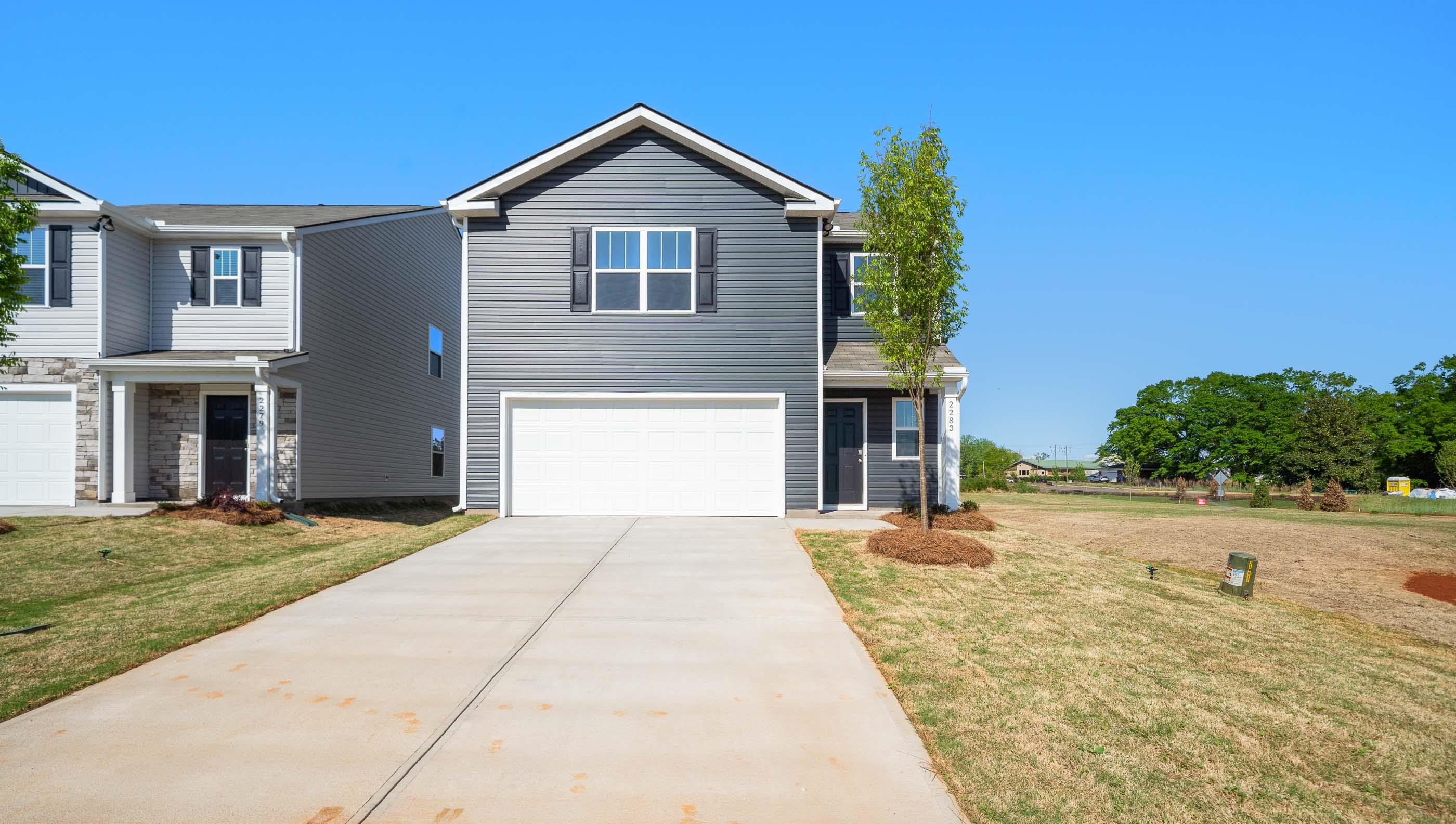 2283 Springview Court Spartanburg, SC 29303 - Photo 2 of 31 Gallery Image 2