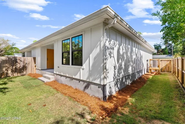 $1,950 | 2616 Cypress Street, Panama City Beach, FL 32408