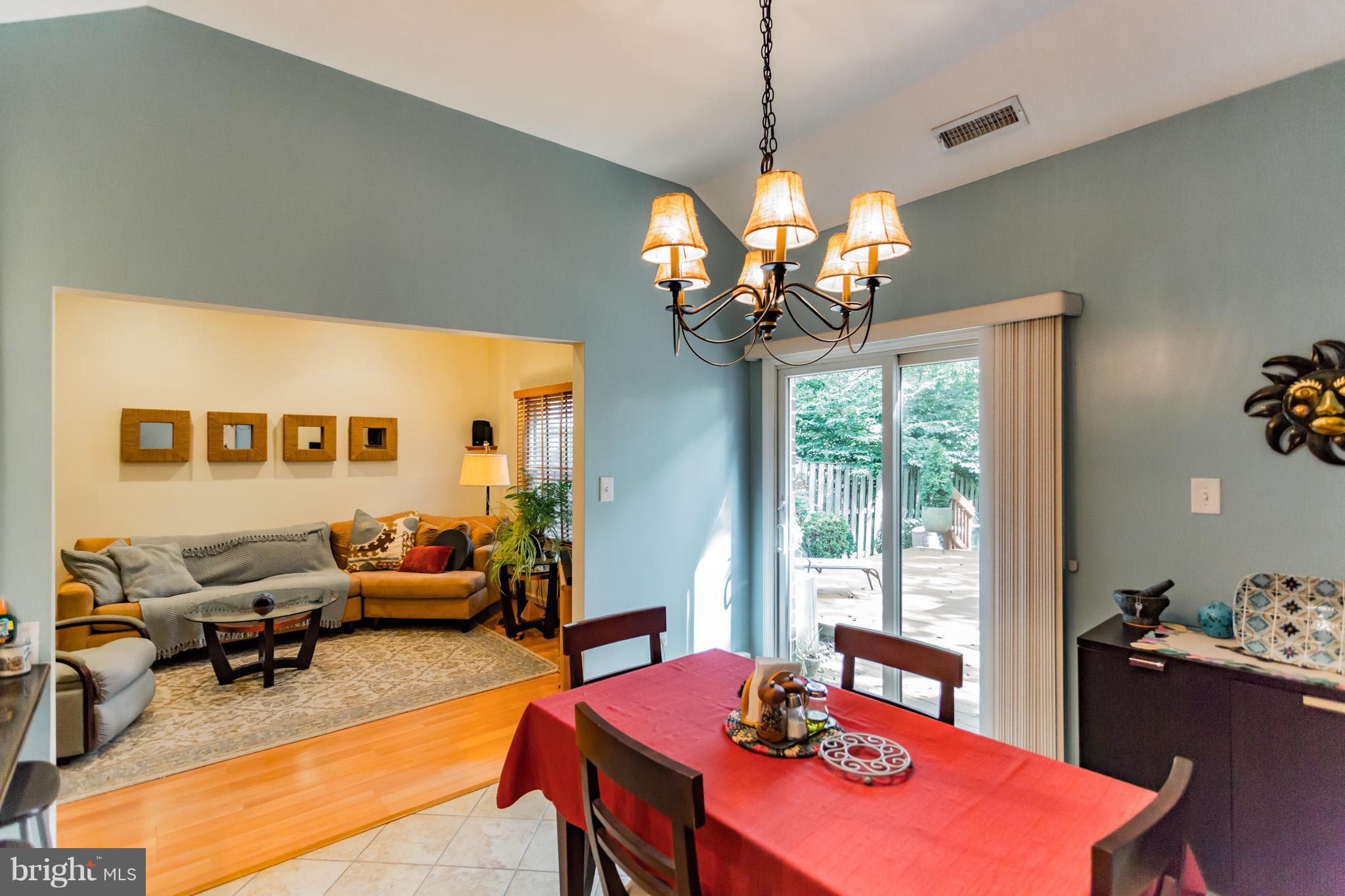 804 Tapawingo Road Southwest Vienna, VA 22180 - Photo 8 of 27 Dining Room