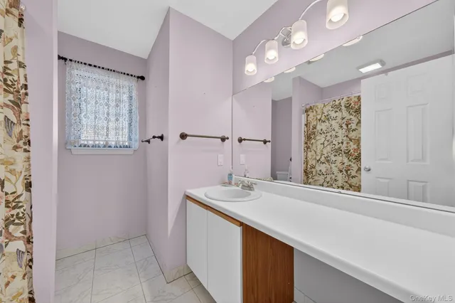 $465,000 | 72 Old Farm Lane, Mohegan Lake, NY 10547