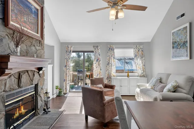 $465,000 | 72 Old Farm Lane, Mohegan Lake, NY 10547